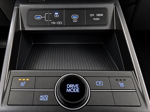 Used 2025 Hyundai Kona SEL FWD image 24