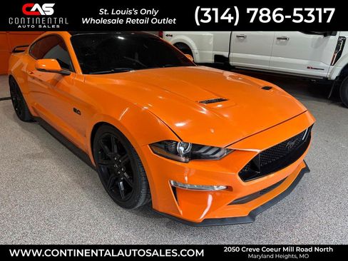 Used 2020 Ford Mustang GT Premium w/ Black Accent Package RWD image 1