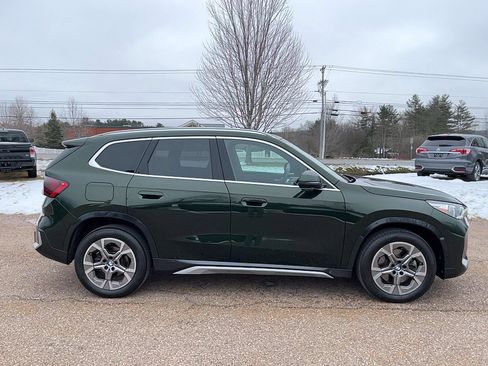 Used 2025 BMW X1 xDrive28i w/ Premium Package image 5
