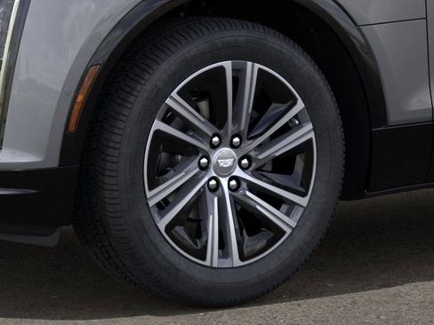 New 2026 Cadillac Lyriq Luxury image 9