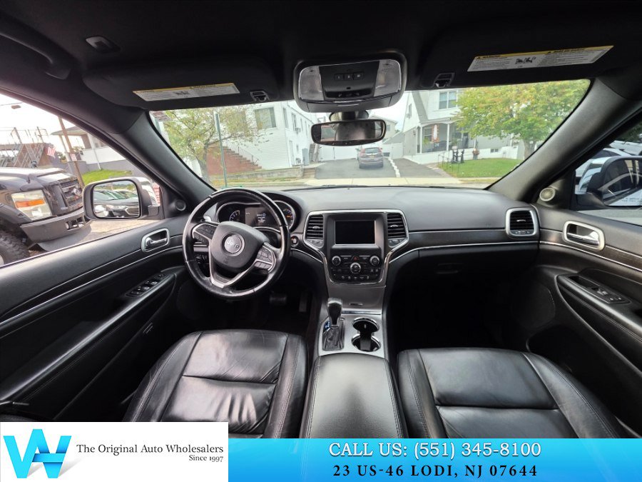 Used 2018 Jeep Grand Cherokee Limited AWD/4WD image 9