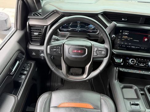 Used 2024 GMC Sierra 3500 AT4 w/ AT4 Premium Plus Package AWD/4WD image 7