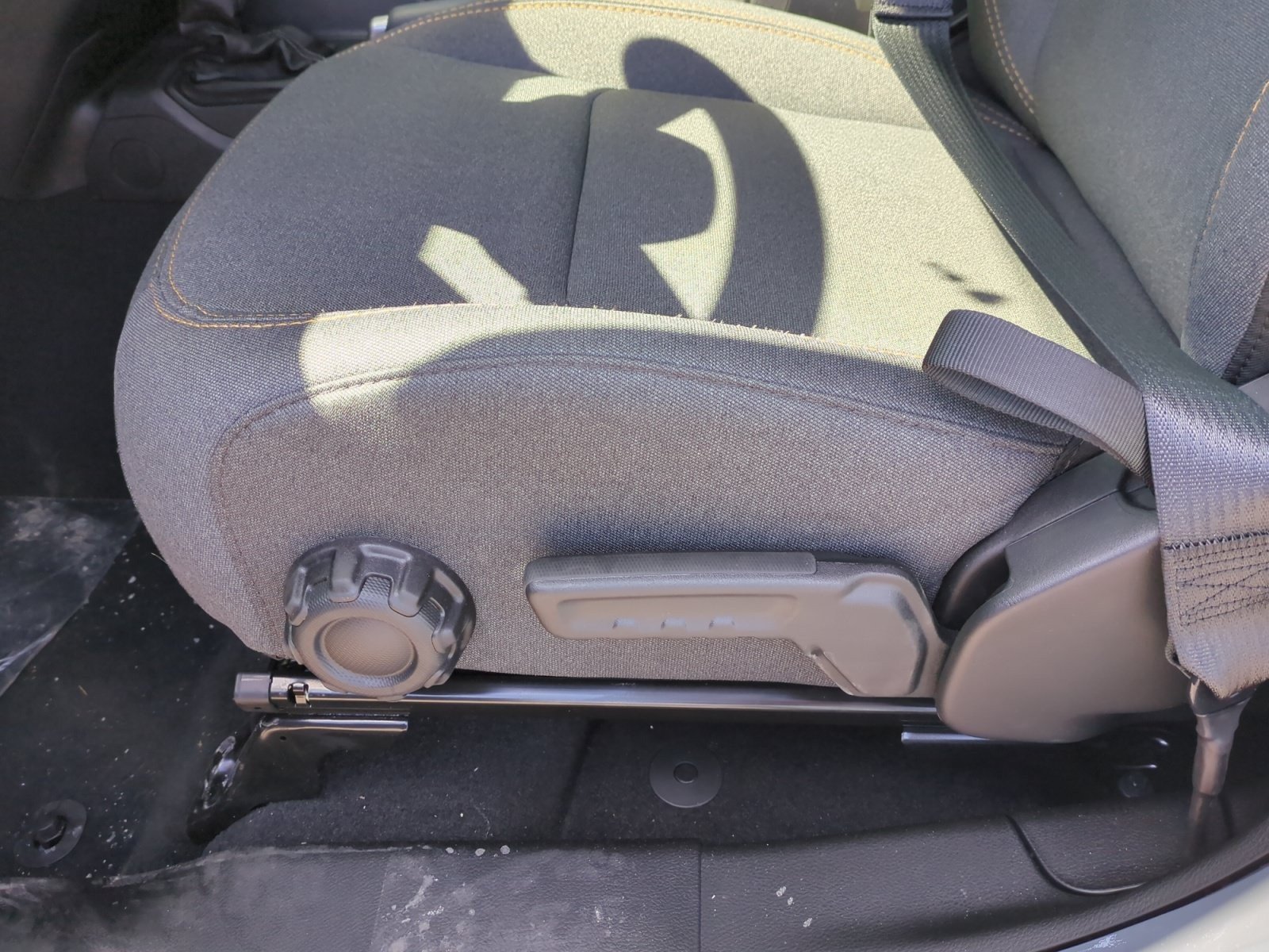 New 2026 Jeep Gladiator Sport AWD/4WD image 14