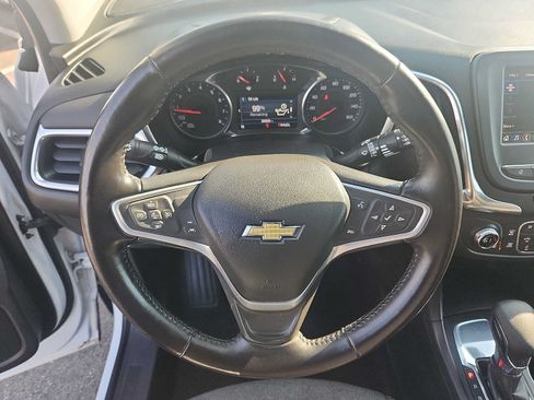 Used 2022 Chevrolet Equinox LT FWD image 19