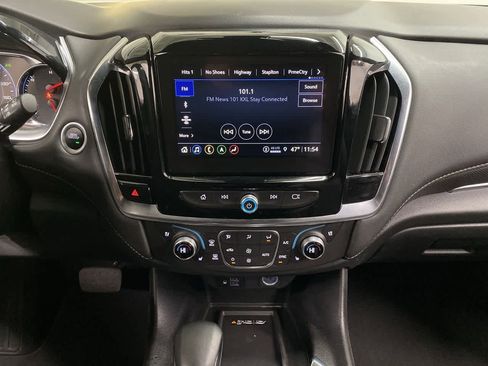 Used 2024 Chevrolet Traverse Premier w/ Redline Edition image 24