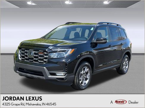 Used 2022 Honda Passport TrailSport image 1