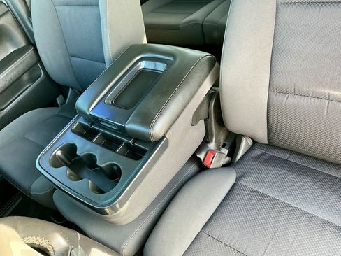 Used 2018 Chevrolet Silverado 1500 LT w/ All Star Edition image 36