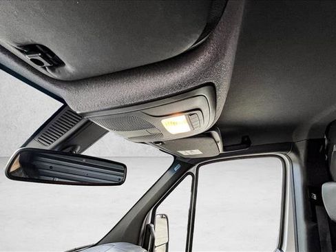 Used 2025 Mercedes-Benz Sprinter 2500 image 16