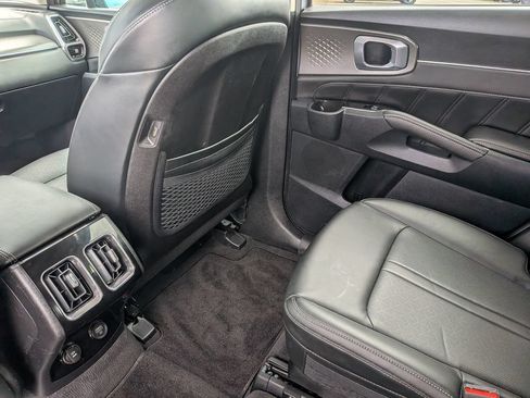 Used 2023 Kia Sorento SX FWD image 34