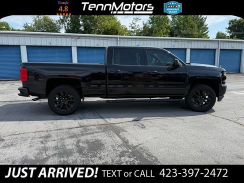 Used 2018 Chevrolet Silverado 1500 LT w/ All Star Edition AWD/4WD image 4