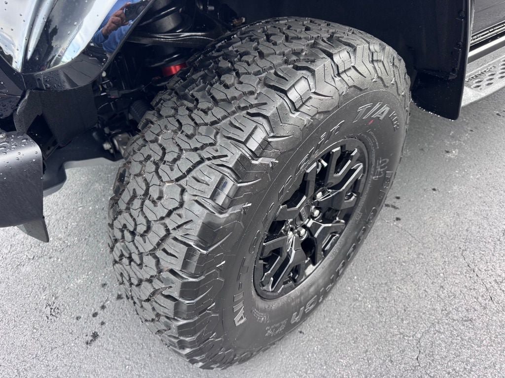 New 2026 Ford Bronco Raptor w/ Interior Carbon Fiber Pack AWD/4WD image 15