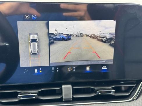 New 2026 Chevrolet Equinox RS w/ Convenience Package III FWD image 13
