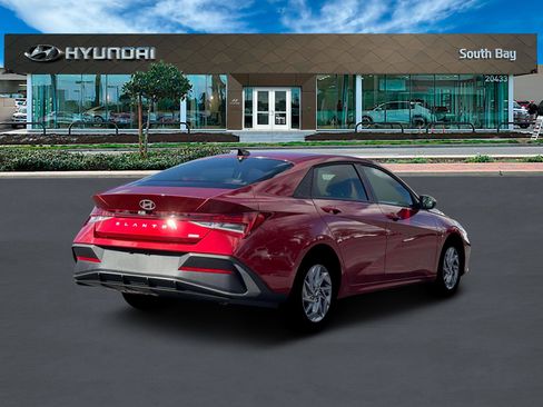 New 2026 Hyundai Elantra Blue image 7