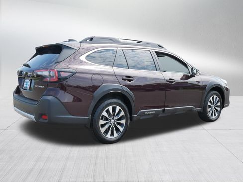 Certified 2025 Subaru Outback Limited AWD/4WD image 7