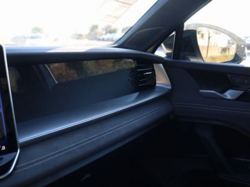 New 2026 Volkswagen Tiguan SE R-Line image 21