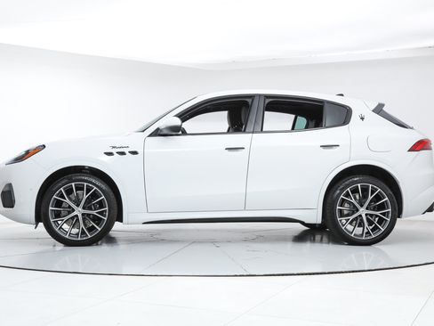 New 2026 Maserati Grecale Modena AWD/4WD image 2