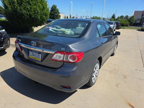 Used 2012 Toyota Corolla LE FWD image 5