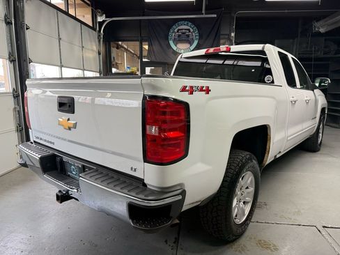Used 2018 Chevrolet Silverado 1500 LT w/ All Star Edition AWD/4WD image 3