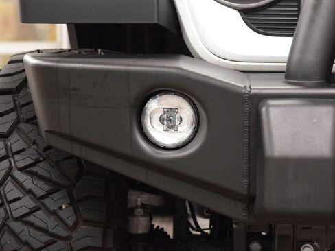 Used 2026 Jeep Wrangler Unlimited Rubicon AWD/4WD image 14