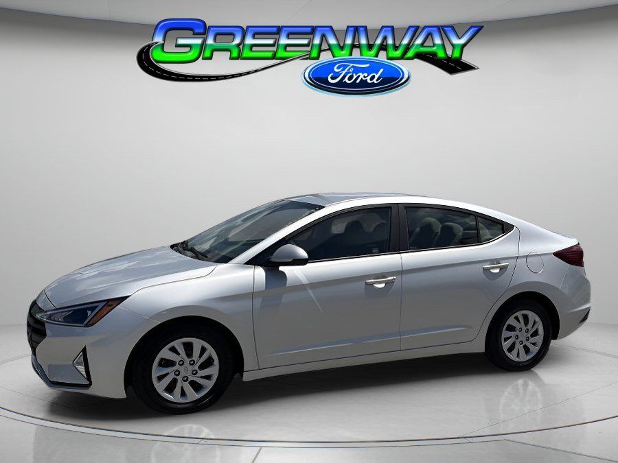 Used 2019 Hyundai Elantra SE FWD image 1