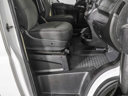 Used 2021 RAM ProMaster 2500 image 41