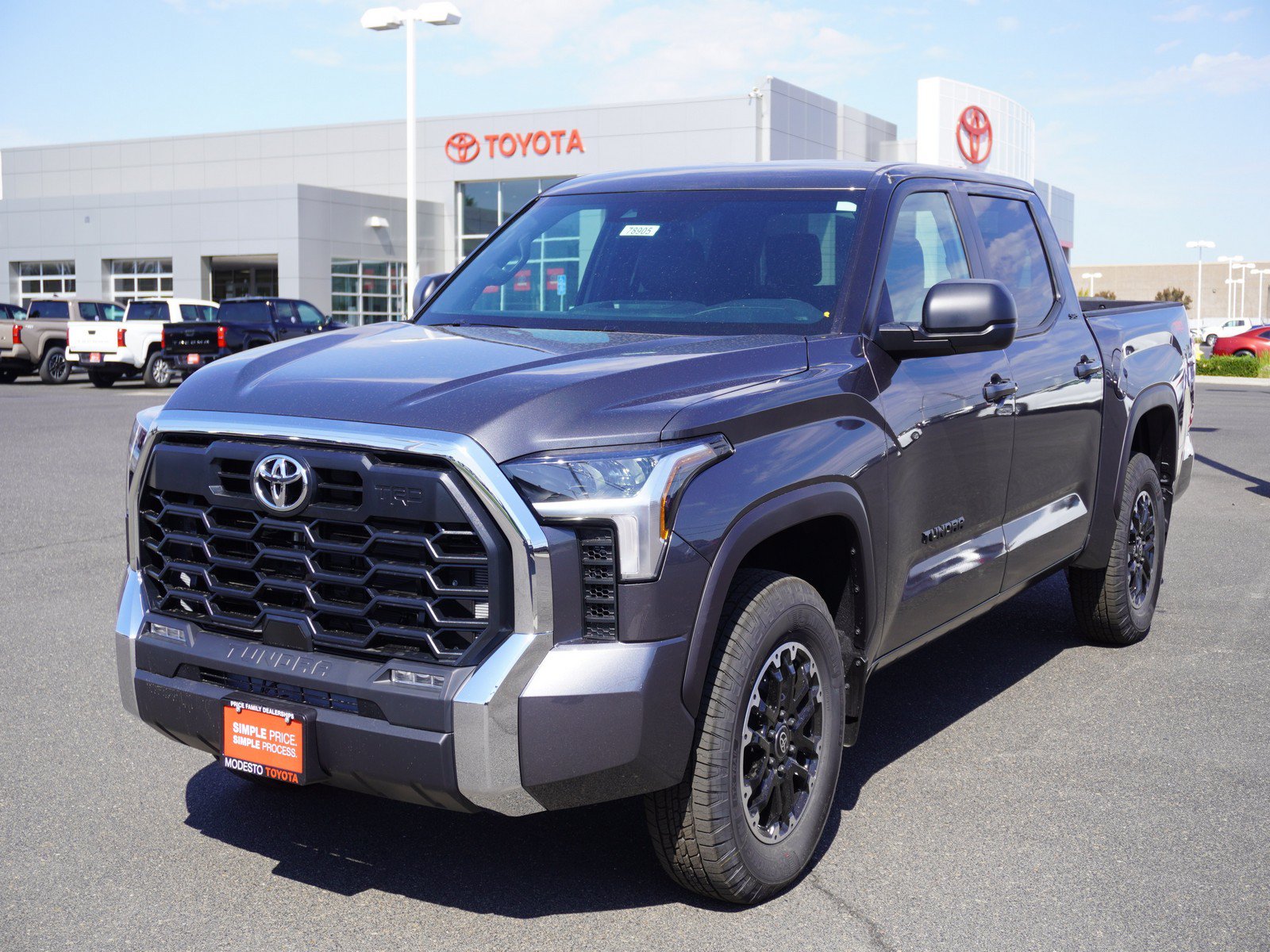 New 2026 Toyota Tundra SR5 w/ TRD Off-Road Package AWD/4WD image 5