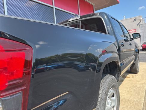 Used 2023 Toyota Tacoma SR image 6