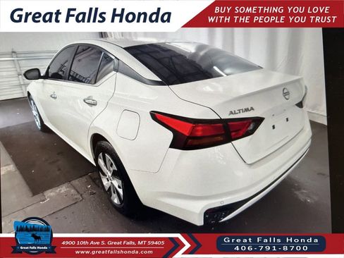 Used 2024 Nissan Altima 2.5 S FWD image 4