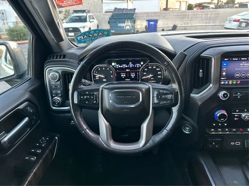 Used 2020 GMC Sierra 1500 Denali w/ Denali Ultimate Package image 17