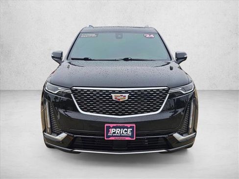 Used 2024 Cadillac XT6 Premium Luxury w/ Technology Package image 2