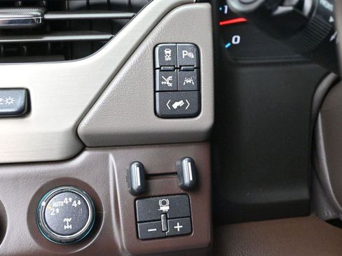 Used 2019 GMC Yukon XL Denali w/ Denali Ultimate Package image 31