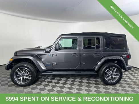 Used 2024 Jeep Wrangler Unlimited w/ Convenience Group AWD/4WD image 10