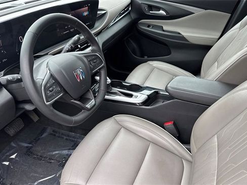 Used 2024 Buick Envista Avenir image 10