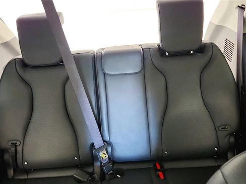 Used 2022 Kia Carnival SX Prestige FWD image 26