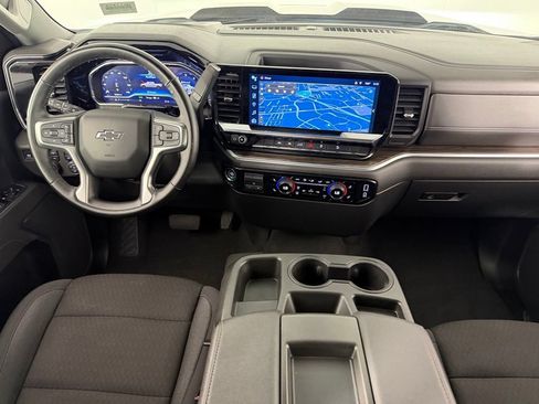 Used 2025 Chevrolet Silverado 1500 LT Trail Boss w/ Protection Package AWD/4WD image 12