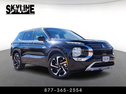 New 2025 Mitsubishi Outlander SE