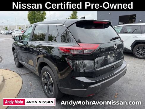 Certified 2026 Nissan Rogue SV AWD/4WD image 6
