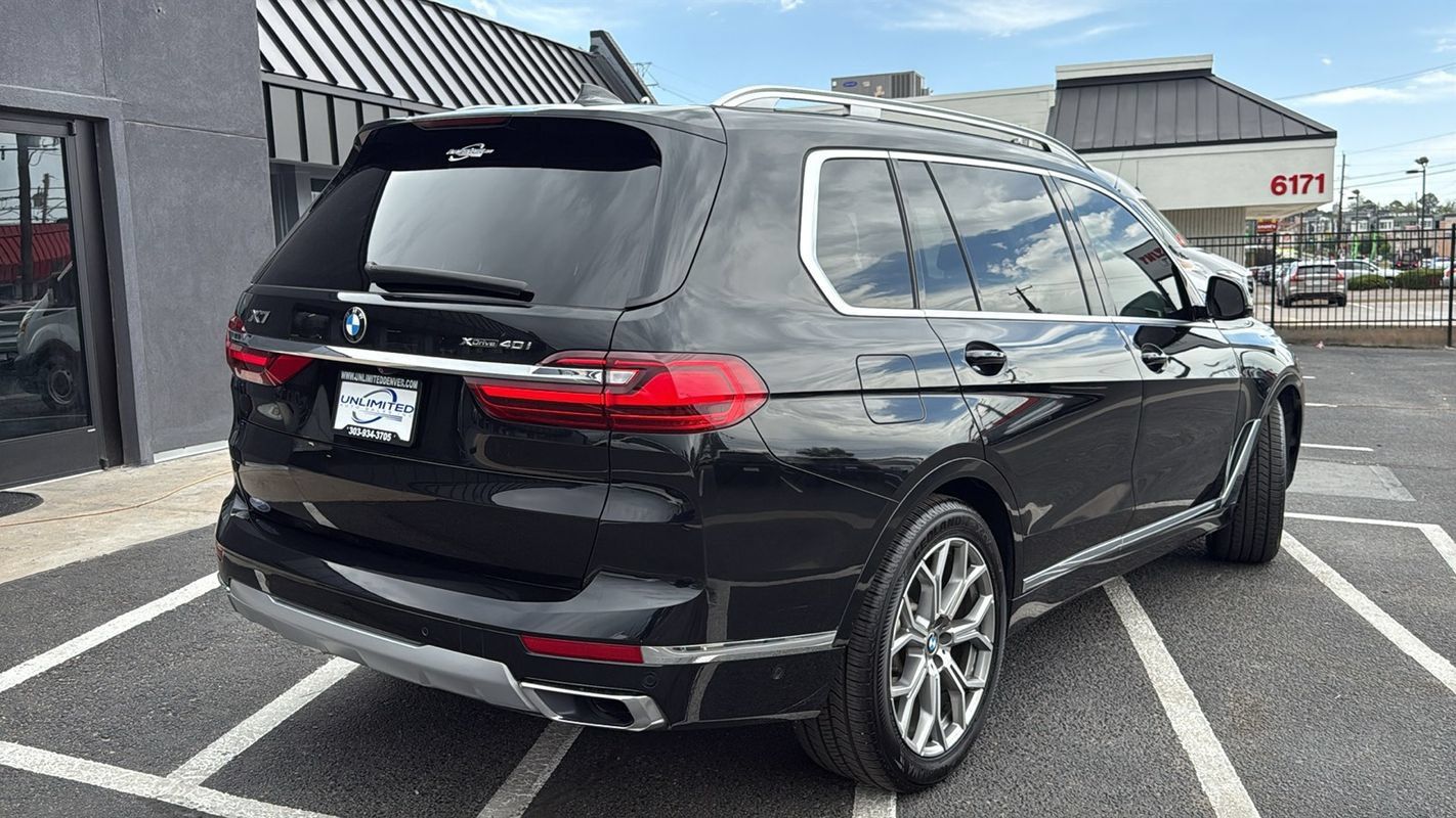 Used 2019 BMW X7 xDrive40i w/ Premium Package AWD/4WD image 3