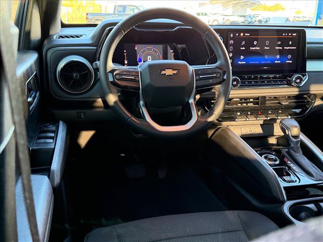 Used 2023 Chevrolet Colorado LT w/ LT Convenience Package II AWD/4WD image 9