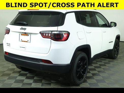 New 2026 Jeep Compass Latitude image 8