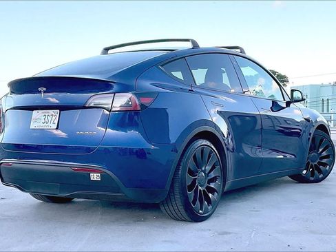 Used 2020 Tesla Model Y Performance AWD/4WD image 22