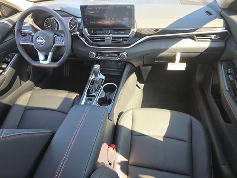 New 2025 Nissan Altima 2.5 SR w/ SR Premium Package image 17