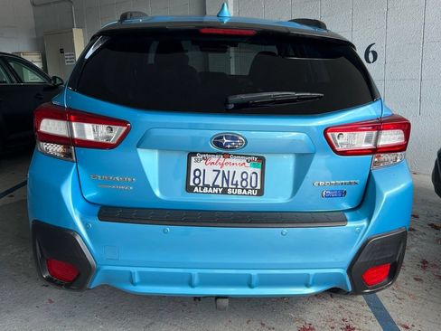 Used 2019 Subaru Crosstrek Hybrid w/ Moonroof Package w/Navigation AWD/4WD image 2