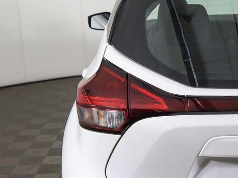 Used 2023 Nissan Kicks SV image 13