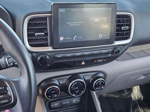 Used 2022 Hyundai Venue SEL w/ Cargo Package image 14