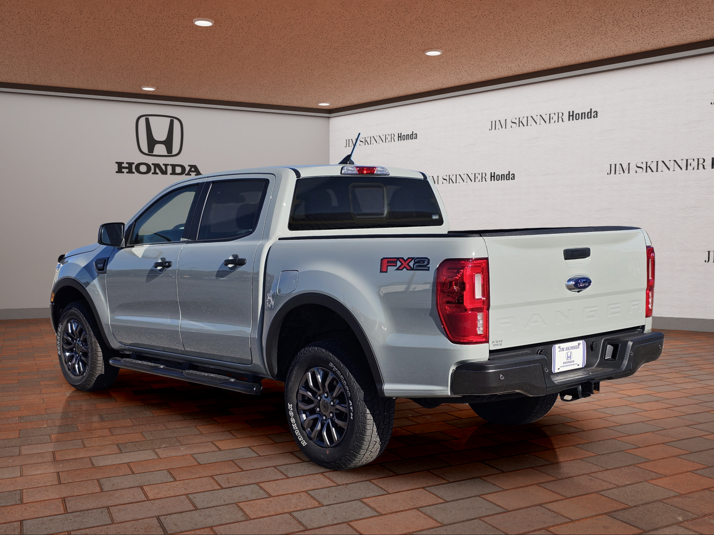 Used 2022 Ford Ranger XLT w/ Equipment Group 302A High RWD image 13