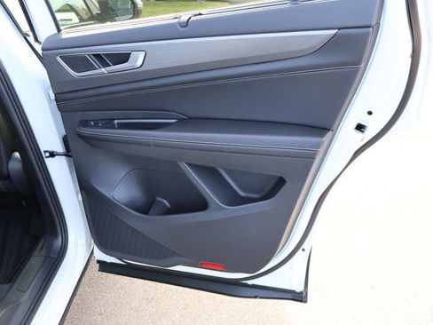 New 2026 Volkswagen Atlas Cross Sport SE image 15