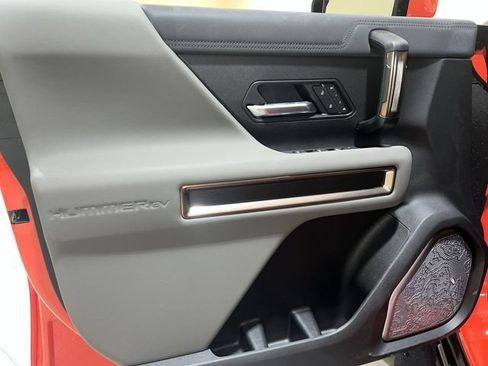 New 2025 GMC Hummer EV 2X AWD/4WD image 22