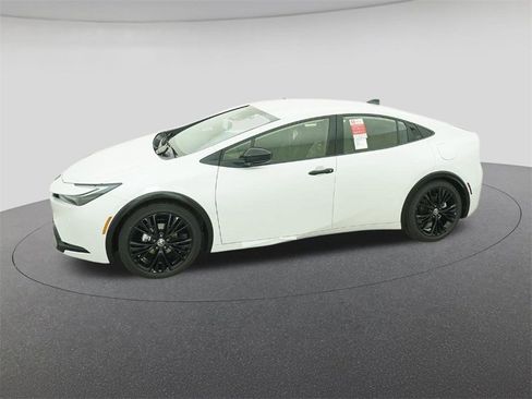 New 2026 Toyota Prius image 2