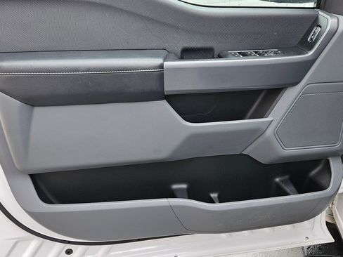 Used 2021 Ford F150 XLT w/ Trailer Tow Package image 16